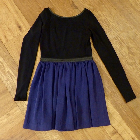 ELIZABETH & JAMES Backless Dress - Size Small - Picture 3 of 6